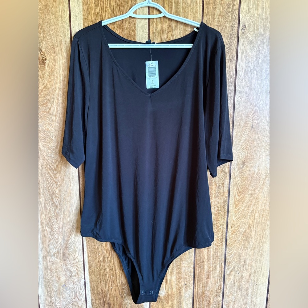 Torrid Black V-Neck Elbow Sleeve Bodysuit